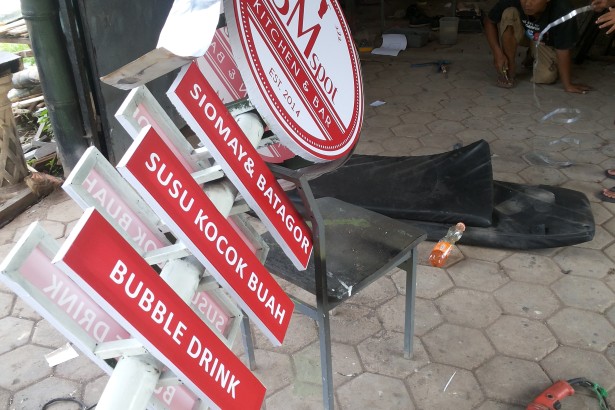 Buat Papan Nama Jogja